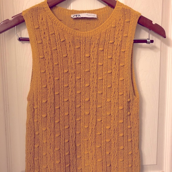 Zara Mustard Yellow Scalloped Tank Top - Picture 4 of 4